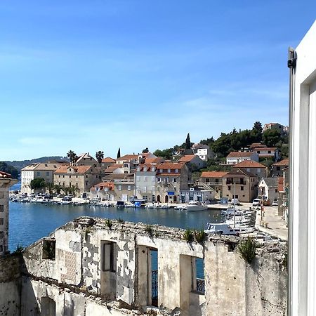 Riva Apartments Villa Thalia - Milna, Brac Milna  Εξωτερικό φωτογραφία