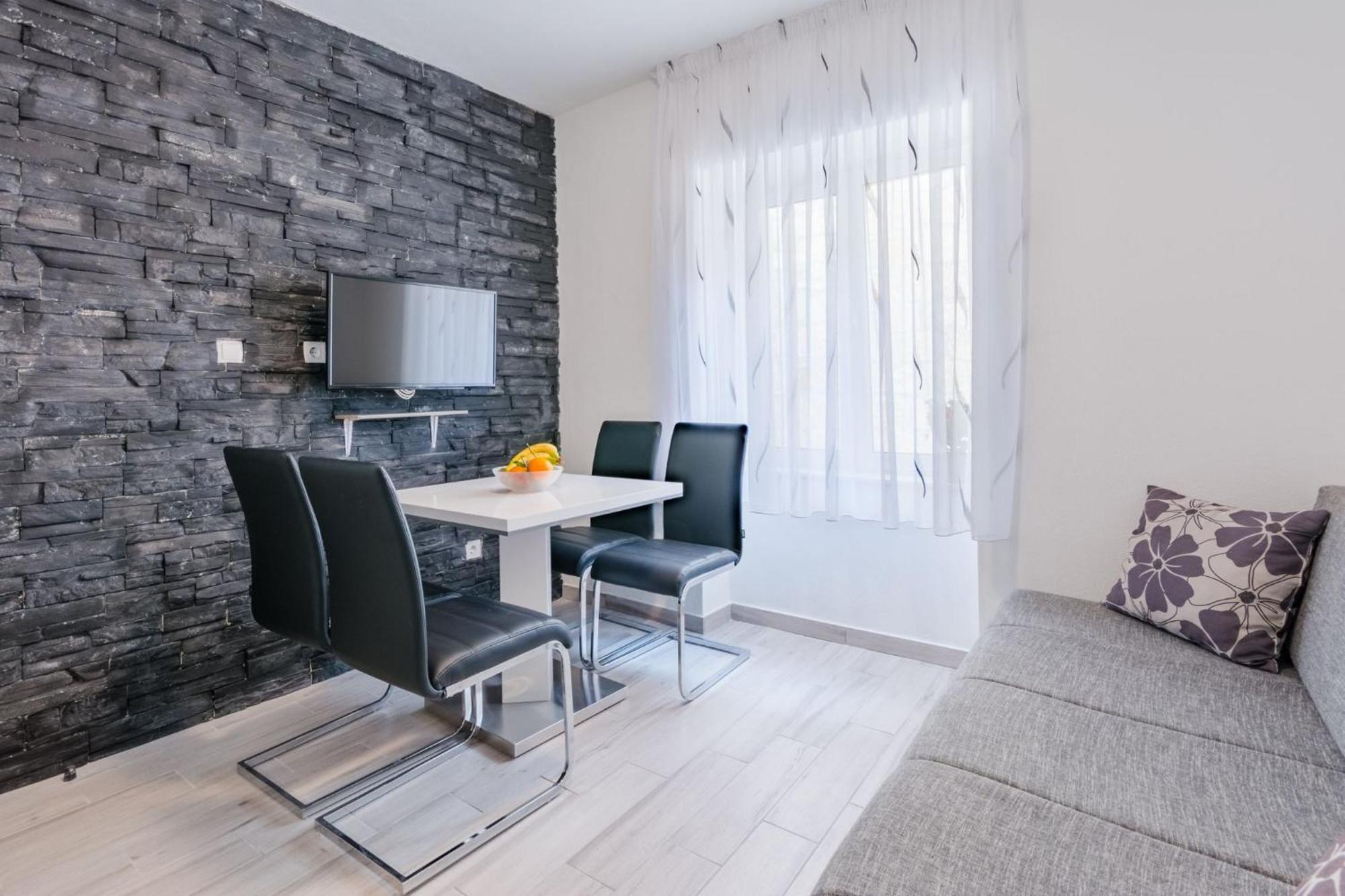 Riva Apartments Villa Thalia - Milna, Brac Milna  Εξωτερικό φωτογραφία