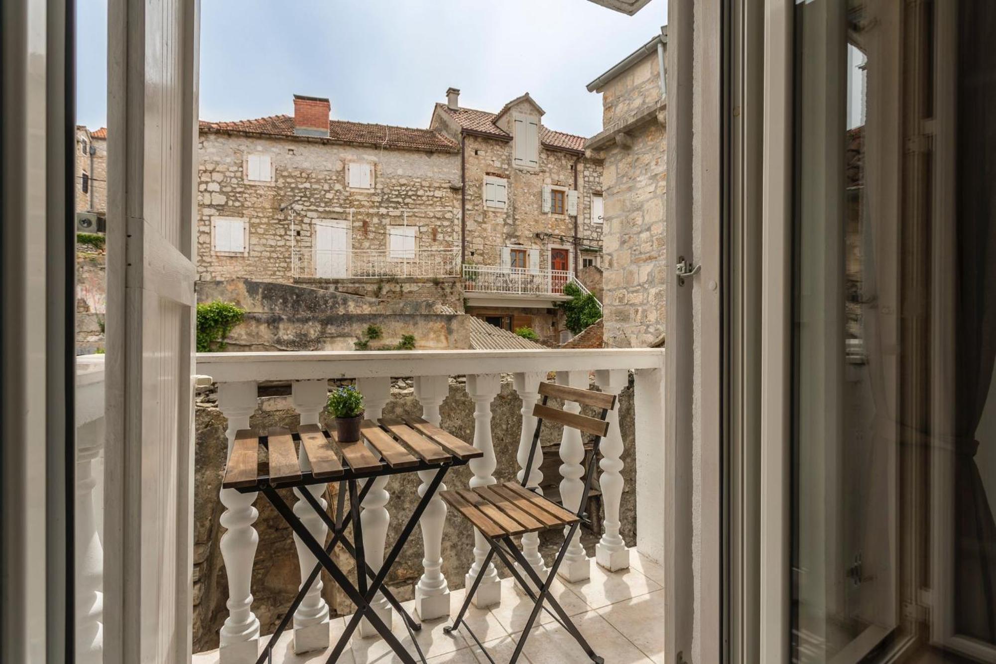 Riva Apartments Villa Thalia - Milna, Brac Milna  Εξωτερικό φωτογραφία