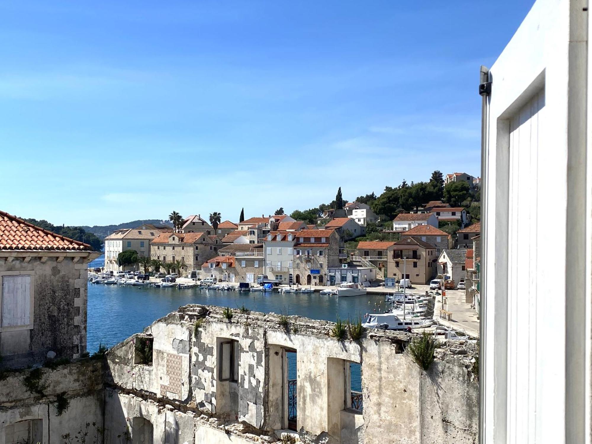 Riva Apartments Villa Thalia - Milna, Brac Milna  Εξωτερικό φωτογραφία